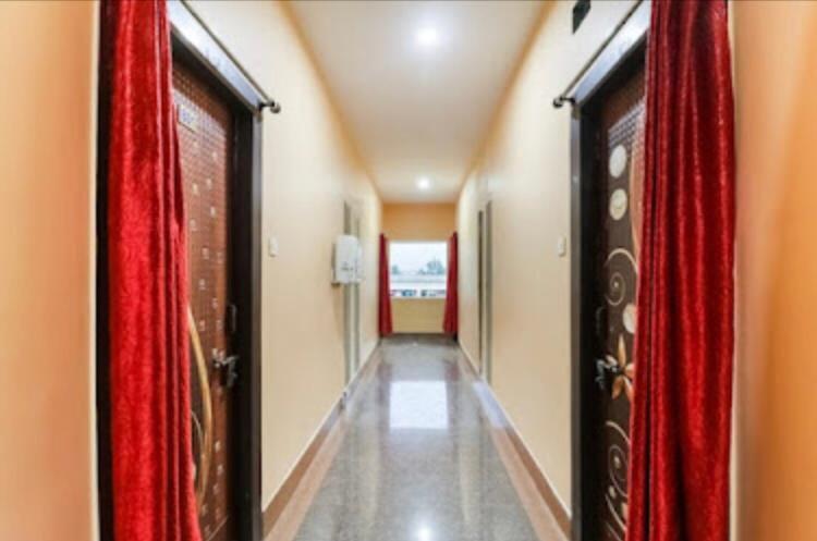 Hotel Lovely Inn ! Puri Zewnętrze zdjęcie